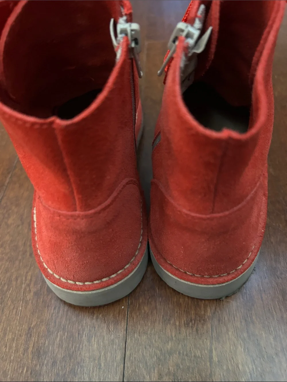 Men's European Red Suede Chukka Boots with Side Zip, Size 8 (EU41)